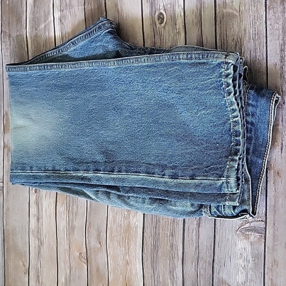 Levi's relaxed fit medium wash jeans with 31" inseam - Picture 5 of 14